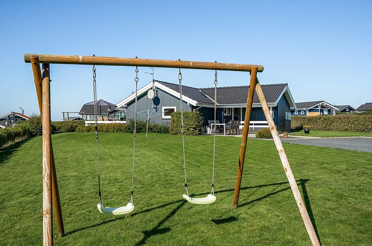 Vakantiehuis "Brynjolf" - 350m to the fjord