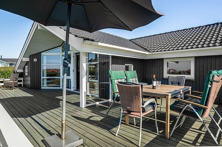 Vakantiehuis "Brynjolf" - 350m to the fjord