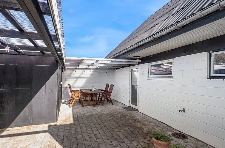 Vakantiehuis "Dunja" - 200m to the fjord