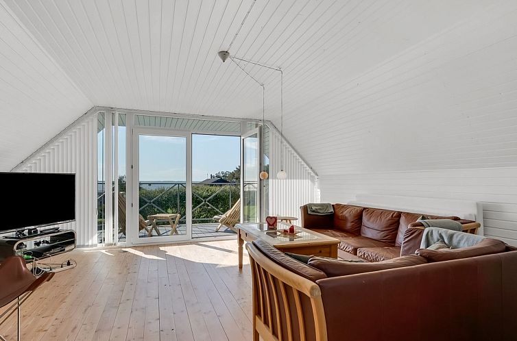 Vakantiehuis "Dunja" - 200m to the fjord