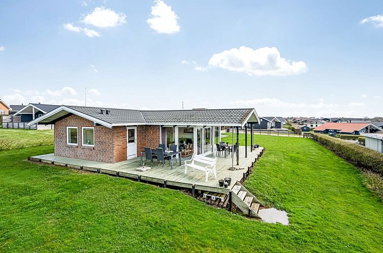 Vakantiehuis "Kirsa" - 200m to the fjord