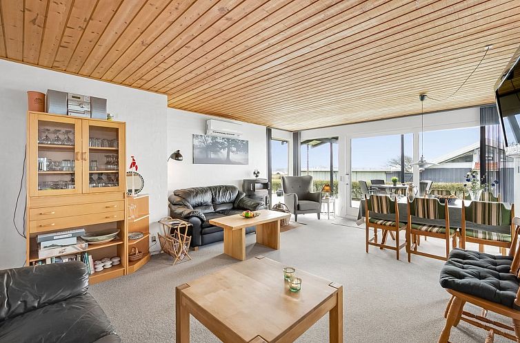 Vakantiehuis "Kirsa" - 200m to the fjord