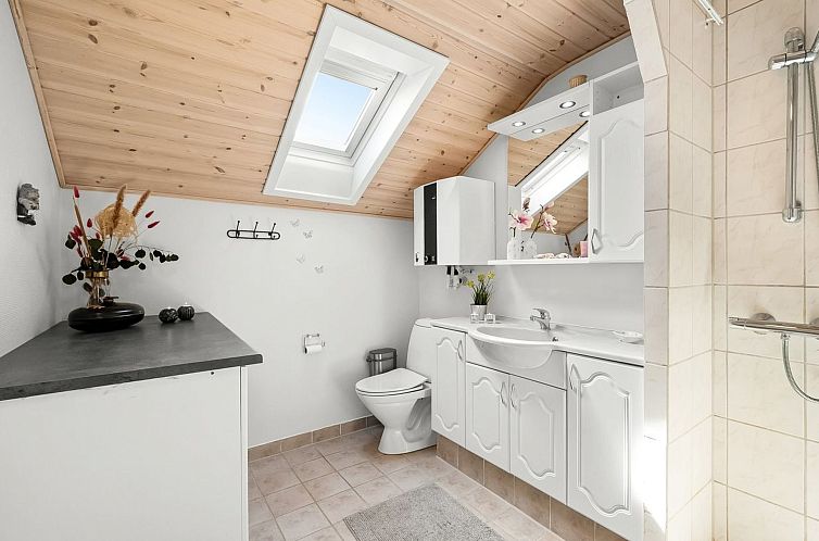 Vakantiehuis "Naninja" - 300m to the fjord