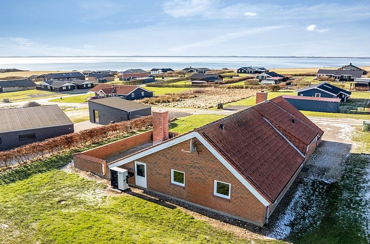 Vakantiehuis "Nikolce" - 300m to the fjord