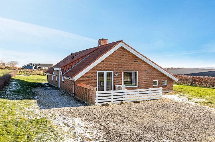 Vakantiehuis "Nikolce" - 300m to the fjord