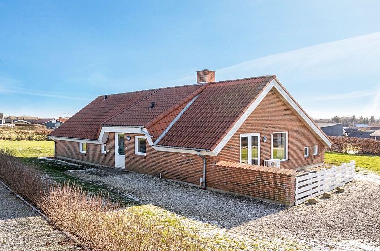 Vakantiehuis "Nikolce" - 300m to the fjord