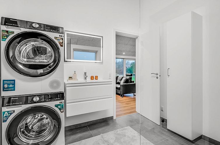 Vakantiehuis "Grimar" - 400m to the fjord