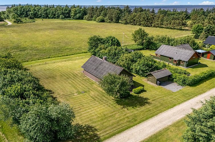 Vakantiehuis "Arlin" - 380m to the fjord