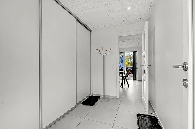 Vakantiehuis "Elisaveta" - 400m to the fjord