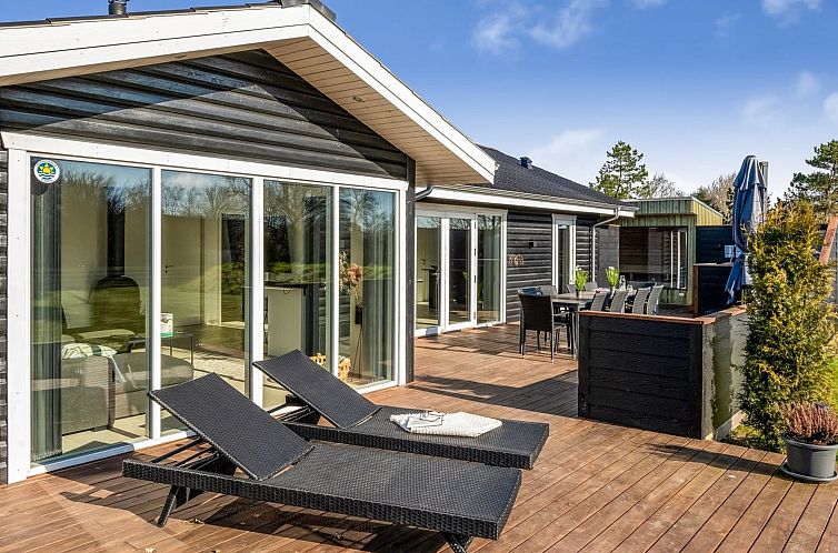 Vakantiehuis "Elisaveta" - 400m to the fjord