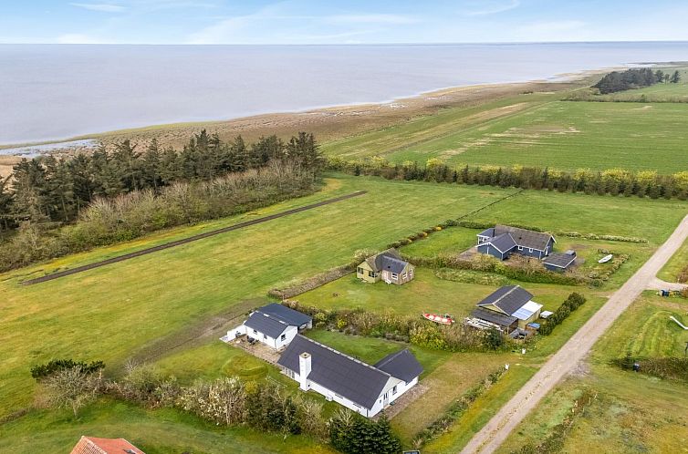 Vakantiehuis "Moreen" - 200m to the fjord