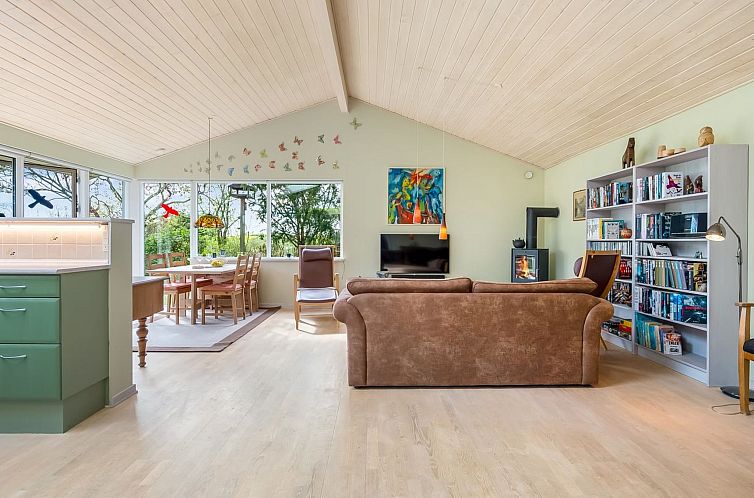 Vakantiehuis "Amina" - 500m from the sea