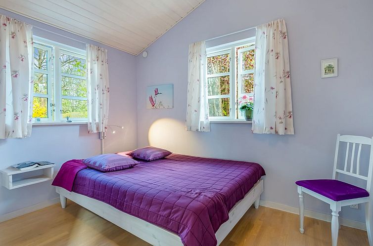 Vakantiehuis "Amina" - 500m from the sea