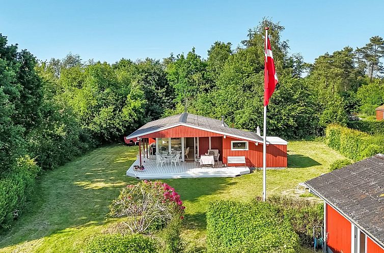 Vakantiehuis "Viktoria" - 500m from the sea