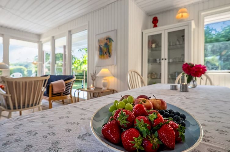 Vakantiehuis "Viktoria" - 500m from the sea