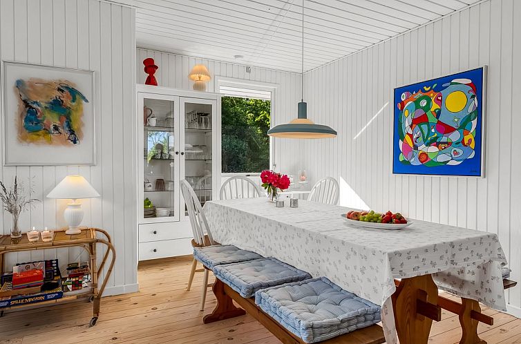 Vakantiehuis "Viktoria" - 500m from the sea