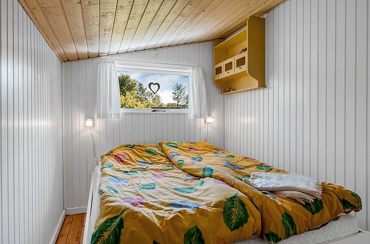 Vakantiehuis "Viktoria" - 500m from the sea