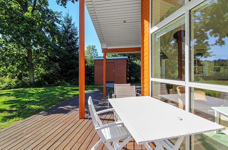 Vakantiehuis "Nela" - 300m from the sea