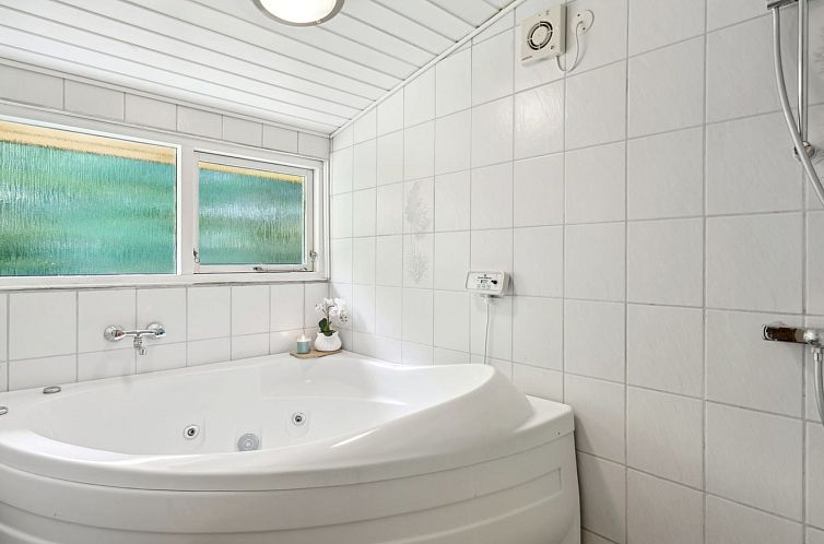 Vakantiehuis "Aleta" - 600m from the sea