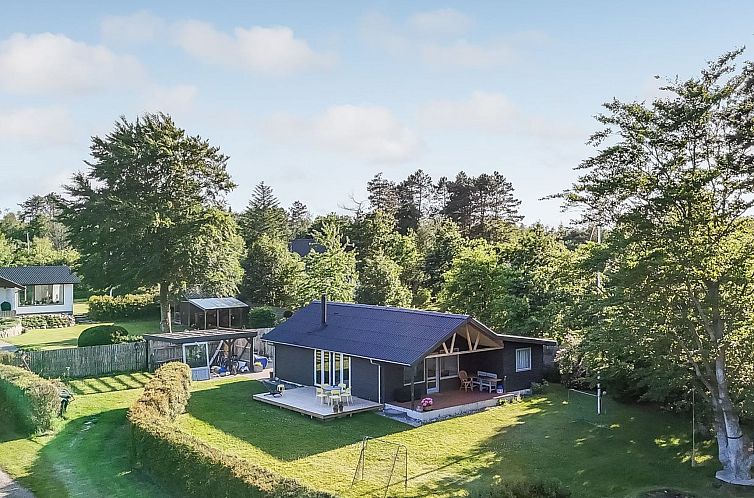 Vakantiehuis "Meglena" - 250m from the sea