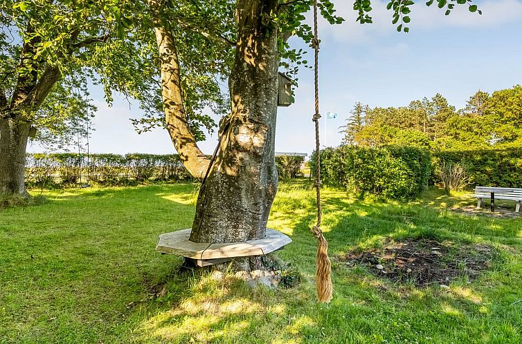 Vakantiehuis "Meglena" - 250m from the sea