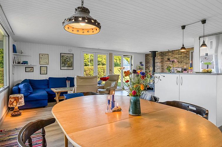 Vakantiehuis "Meglena" - 250m from the sea