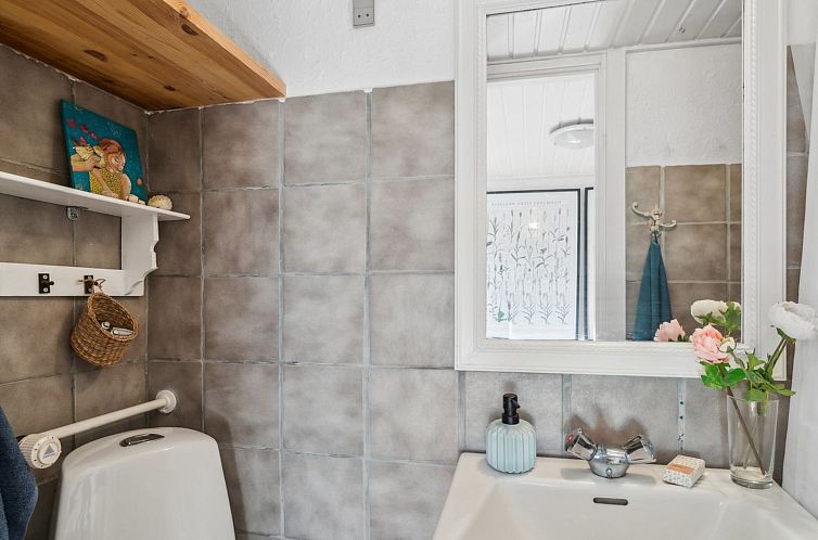 Vakantiehuis "Alfhild" - 3km from the sea