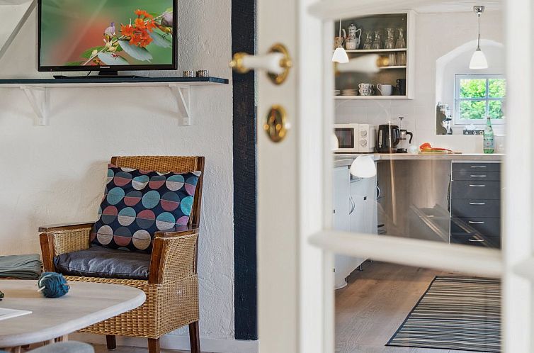 Vakantiehuis "Alfhild" - 3km from the sea