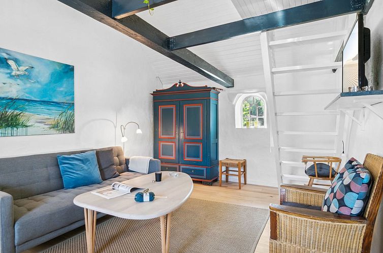 Vakantiehuis "Alfhild" - 3km from the sea