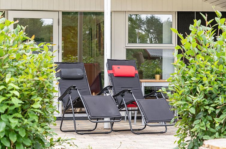 Vakantiehuis "Jakko" - 300m from the sea