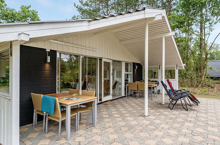 Vakantiehuis "Jakko" - 300m from the sea