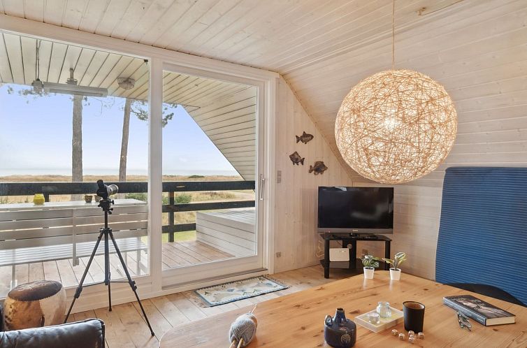 Vakantiehuis "Naina" - 200m from the sea