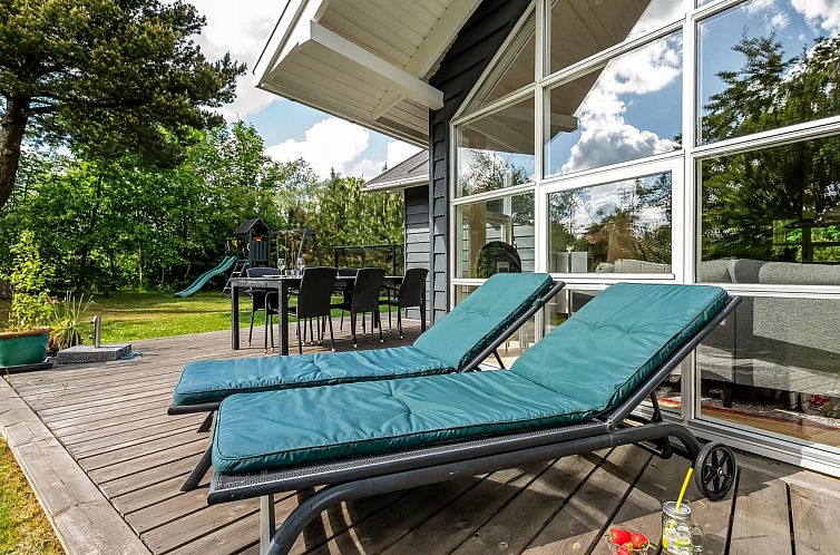 Vakantiehuis "Hellin" - 175m from the sea