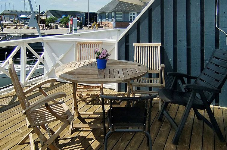 Vakantiehuis "Alruna" - 350m from the sea