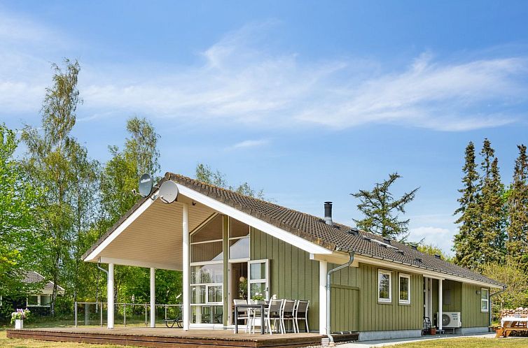 Vakantiehuis "Henninge" - 300m from the sea