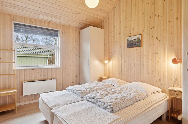 Vakantiehuis "Henninge" - 300m from the sea