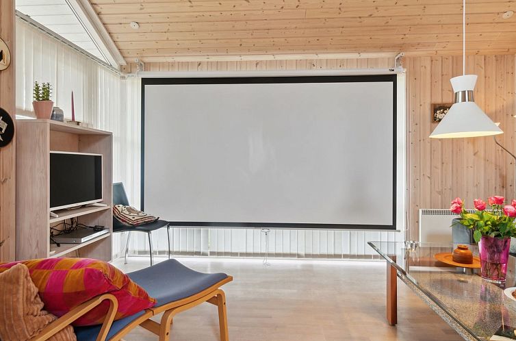 Vakantiehuis "Henninge" - 300m from the sea