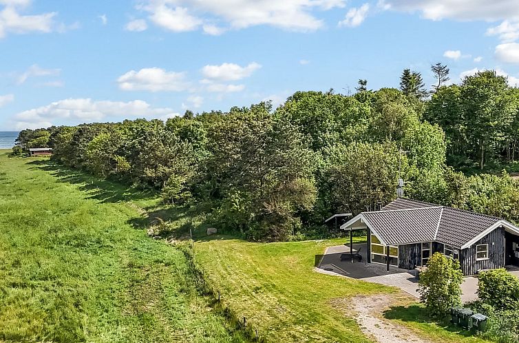 Vakantiehuis "Axilen" - 1km from the sea