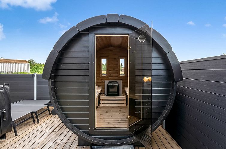 Vakantiehuis "Bryngeir" - 750m from the sea