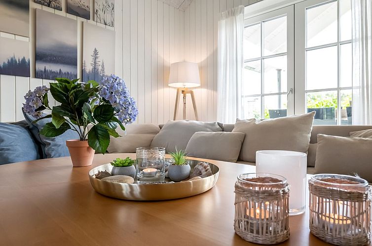 Vakantiehuis "Bryngeir" - 750m from the sea