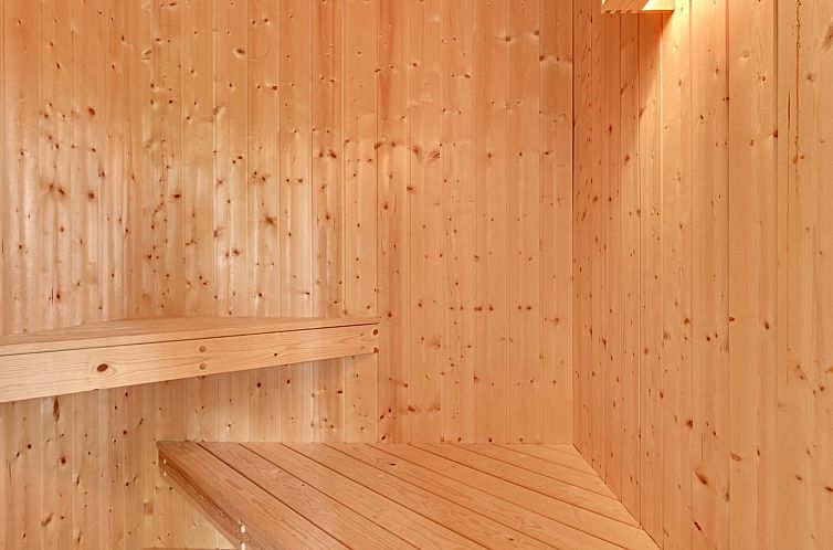 Vakantiehuis "Antonie" - 700m from the sea