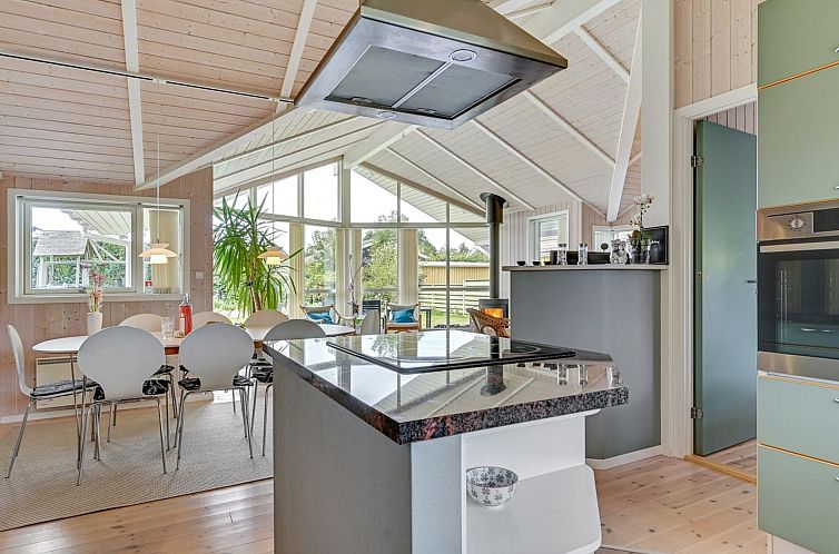 Vakantiehuis "Antonie" - 700m from the sea