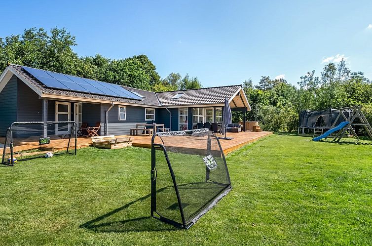 Guest house 0184236 - Holiday property Central Jutland - Vakantiehuis "Alrike" - 850m from the sea