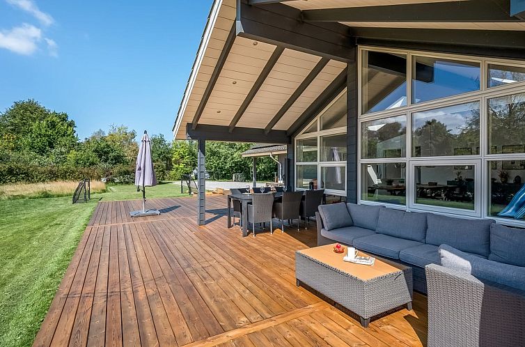 Vakantiehuis "Alrike" - 850m from the sea