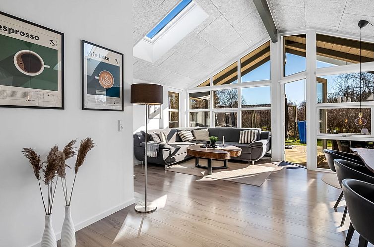 Vakantiehuis "Alrike" - 850m from the sea