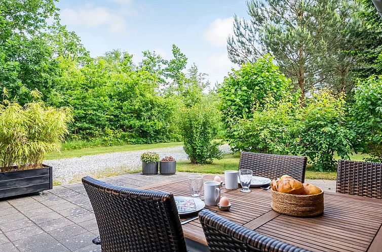 Vakantiehuis "Rosaline" - 500m from the sea