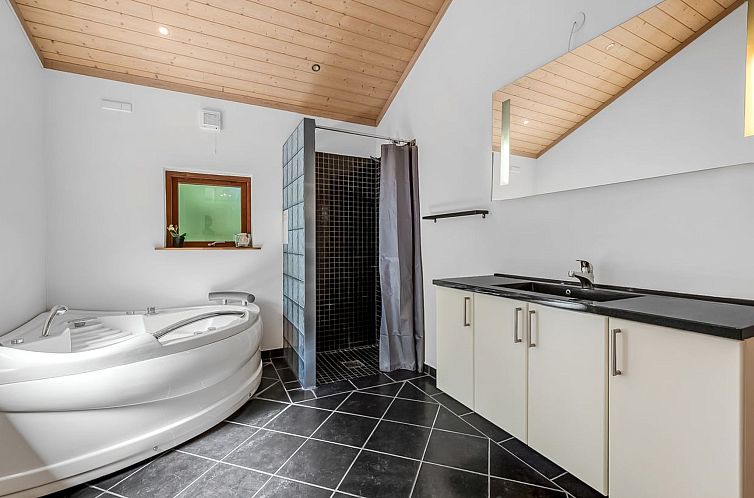 Vakantiehuis "Rosaline" - 500m from the sea