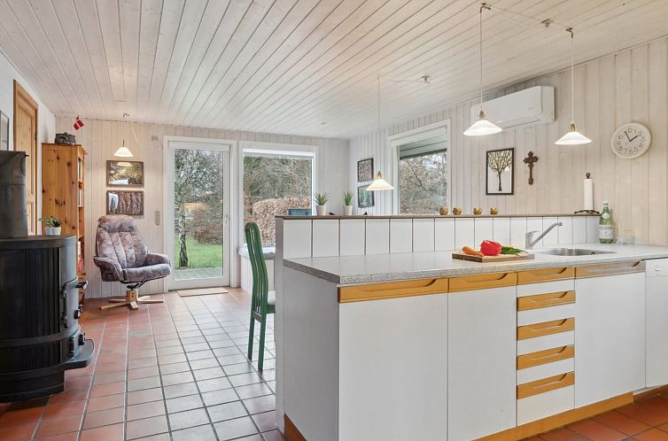 Vakantiehuis "Naina" - 200m from the sea