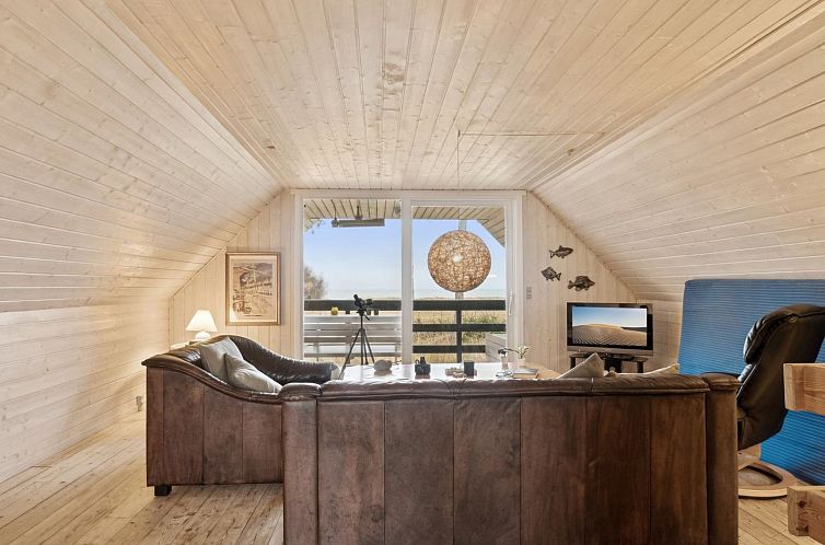 Vakantiehuis "Naina" - 200m from the sea