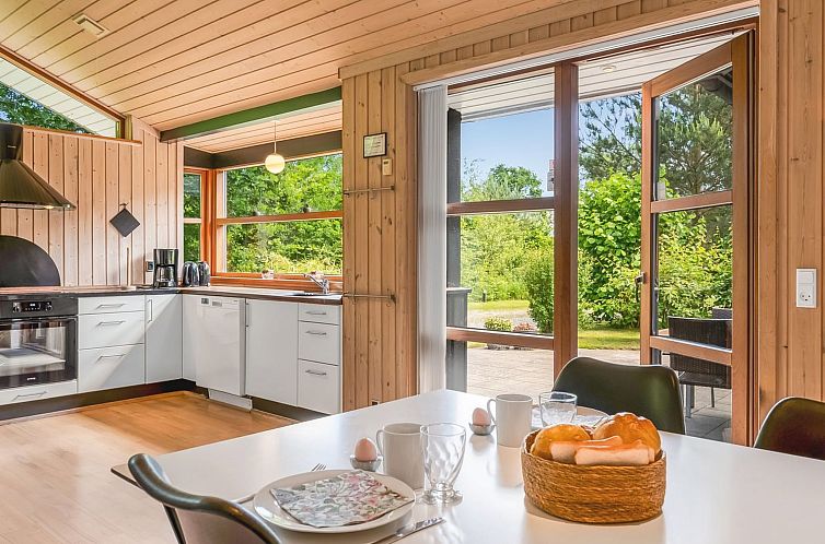 Vakantiehuis "Teodora" - 450m from the sea